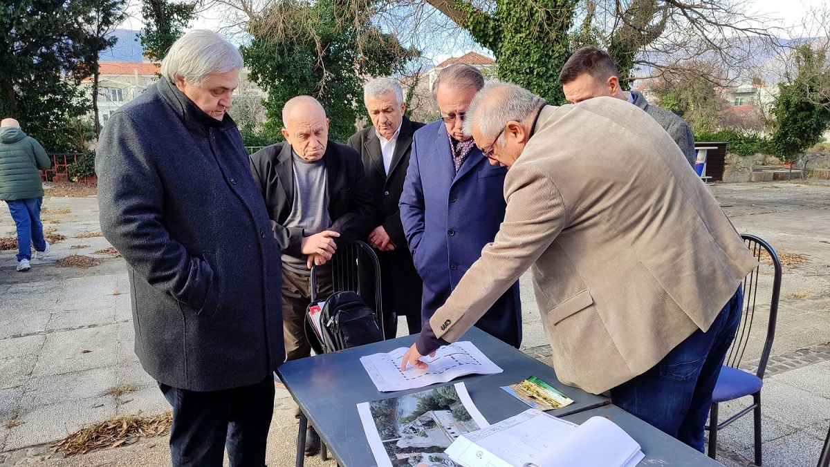 Na popisu objekata za rušenje u Mostaru i Dom Armije borci poručuju